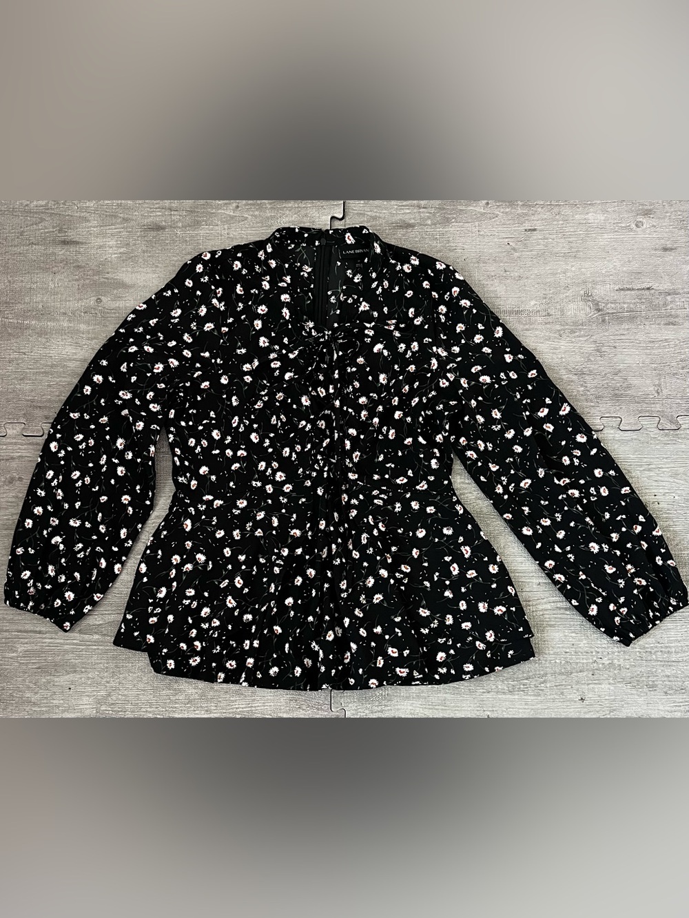Lane Bryant Black White Floral V-Neck Long Sleeve Tie Front Zip Blouse 12